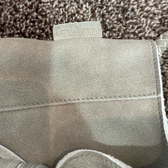 CHEN & DERINGTON | Women’s Shoulder Purse - Picture 6 of 9